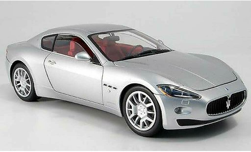 Maserati Gran Turismo Base 1/18 Mondo Motors grey metallisee diecast model cars