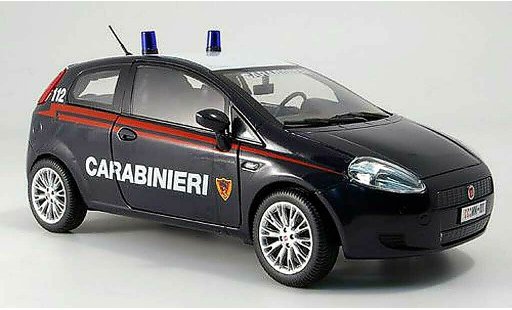 Fiat Grande Punto Berlina 1/18 Mondo Motors police carabinieri police italien diecast model cars