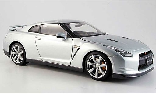 Nissan Skyline R35 1/18 Autoart gtr grey diecast model cars