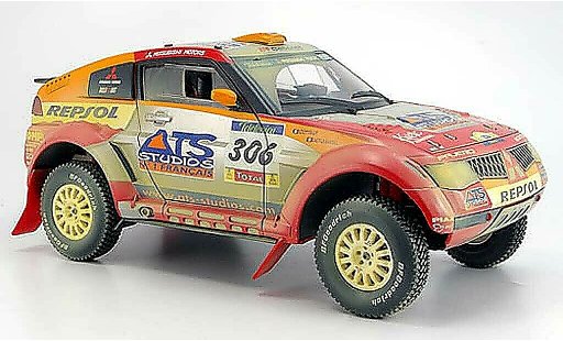 Mitsubishi Pajero Evolution 1/18 Solido mpr 11 with rallyespuren 2005 diecast model cars