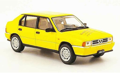Alfa Romeo 33 berline 1/43 Pego spielwarenmesse nurnberg 2008 diecast model cars