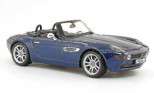 Bmw Z8 roadster 1/18 Maisto blue avec licht and sound diecast model cars