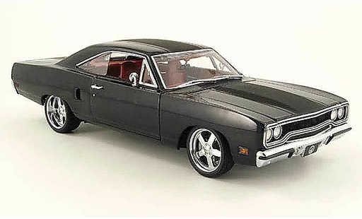 Plymouth Blackbird Base 1/18 GMP road runner black diecast model cars