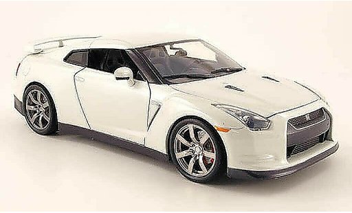 Nissan Skyline R35 1/18 Jada Toys gt-r white 2009 diecast model cars
