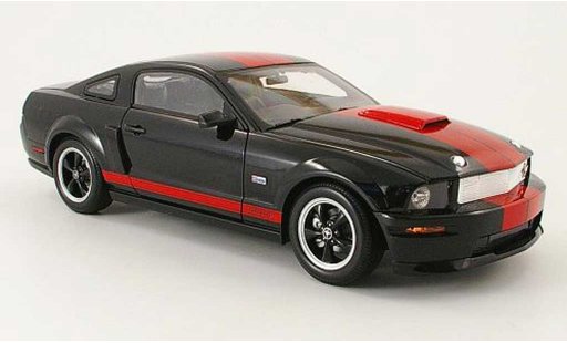 Shelby GT Coupe 1/18 Shelby Collectibles black/red barrett-jackson edition 2008 diecast model cars