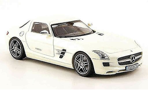 Mercedes SLS Coupe 1/43 Schuco AMG (C197) white diecast model cars