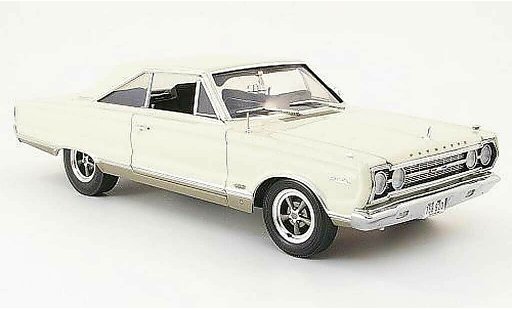 Plymouth Satellite 1967 1/18 Highway 61 beige diecast model cars