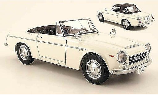 Datsun Fairlady Coupe 1/18 Autoart 2000 (sr311) white diecast model cars