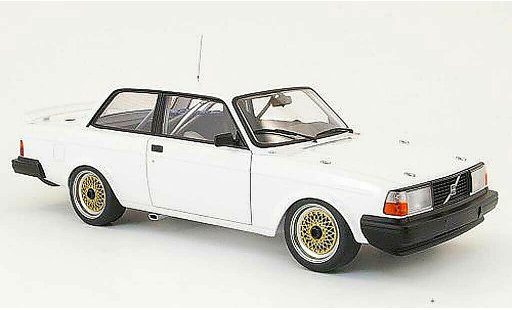 Volvo 240 Turbo 1/18 Autoart plain body white 1985 jantes bbs yellows diecast model cars