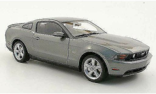 Ford Mustang GT 1/18 Autoart grey diecast model cars