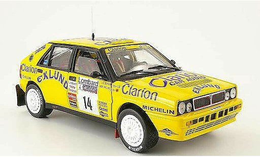Lancia Delta HF Integrale 1/18 Sun Star 16v no.14 lombard rac rallye 1990 diecast model cars
