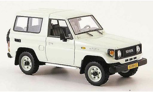 Toyota Land Cruiser Base 1/43 Neo white 1985 diecast model cars