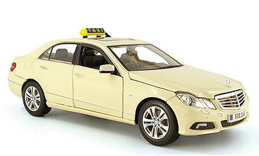 Mercedes Classe E Base 1/18 Maisto limousine (w 212) taxi (d) 2009 diecast model cars