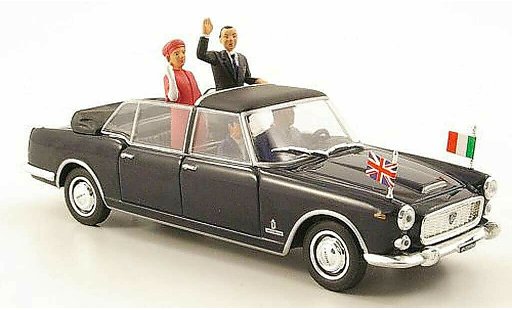 Lancia Flaminia Presidenziale 1/43 Starline Queen Elisabeth II 1961 diecast model cars