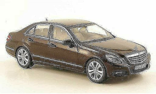 Mercedes Classe E Base 1/43 Schuco Limousine (W212) brown Avantgarde diecast model cars