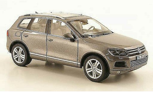 Volkswagen Touareg Base 1/43 Schuco C2 grey diecast model cars