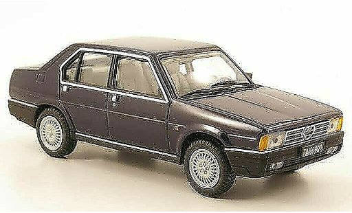 Alfa Romeo 90 berlina 1/43 Pego blue 1984 diecast model cars