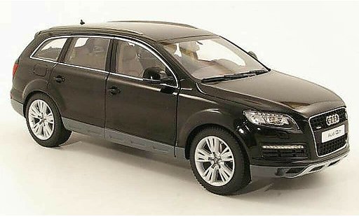 Audi Q7 facelift 1/18 Kyosho black diecast model cars
