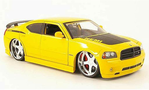 Dodge Charger Daytona 1/18 Jada Toys r/t yellow/mat black 2006 diecast model cars