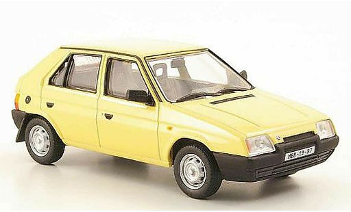 Skoda Favorit 136L 1/43 Abrex beige 1987 diecast model cars