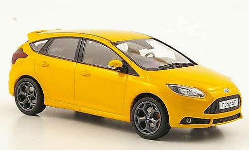 Ford Focus ST 1/43 Minichamps MkIII orange 2011 diecast model cars