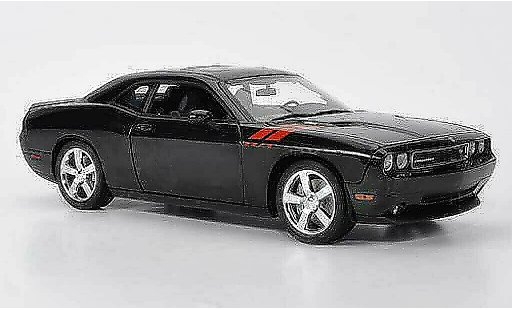 Dodge Challenger 2010 1/18 Highway 61 R/T black with roter Dekoration diecast model cars