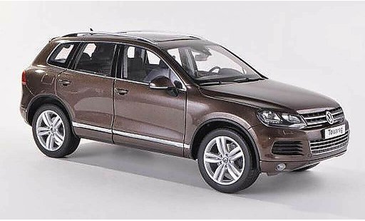 Volkswagen Touareg Base 1/18 Kyosho II brown 2010 diecast model cars