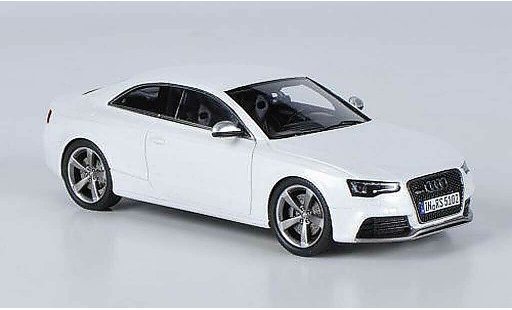 Audi RS5 coupe 1/43 Spark white 2012 diecast model cars