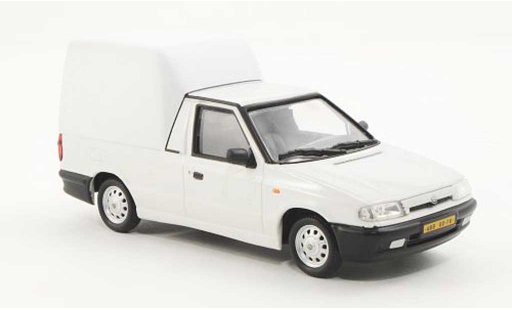 Skoda Felicia Pick-Up 1/43 Abrex white/white 1996 diecast model cars