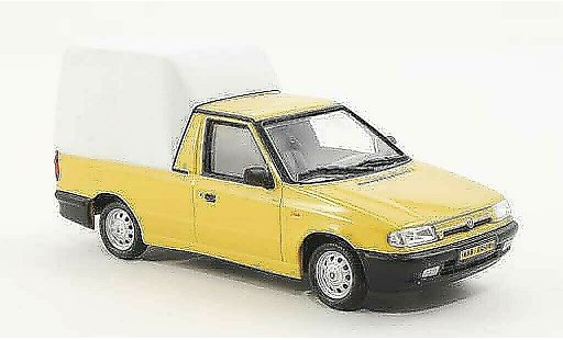 Skoda Felicia Pick-Up 1/43 Abrex yellow/white 1996 diecast model cars
