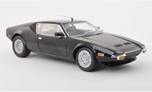 De Tomaso Pantera L 1/18 Kyosho black diecast model cars