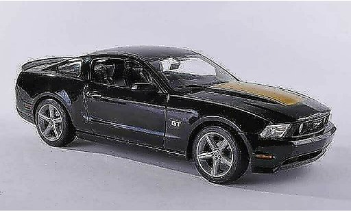 Ford Mustang GT 1/18 Greenlight black/dore diecast model cars