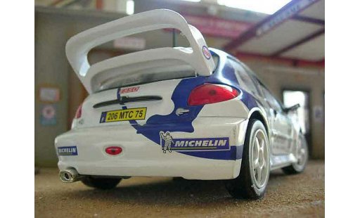 Peugeot 206 WRC 1/18 Solido 1999 # 15 Clarion Panizzi white diecast model cars