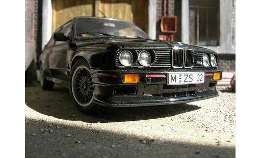 Bmw M3 Sport Evolution 1/18 Autoart E30 black diecast model cars