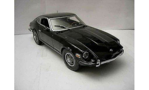Datsun 240Z Coupe 1/18 Sun Star black diecast model cars