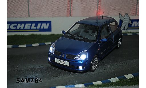 Renault Clio 2 RS 1/18 Ottomobile Ragnotti LED diecast model cars
