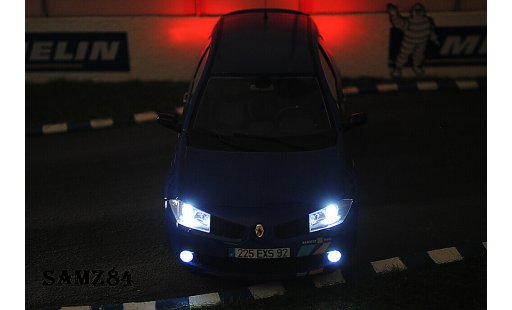 Renault Megane Sport 1/18 Ottomobile R25 F1 Team Bleue LED diecast model cars