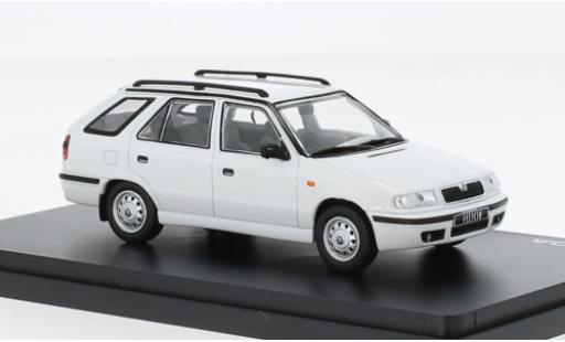Diecast model cars Skoda Felicia FL Combi white 1998 1/43 Abrex