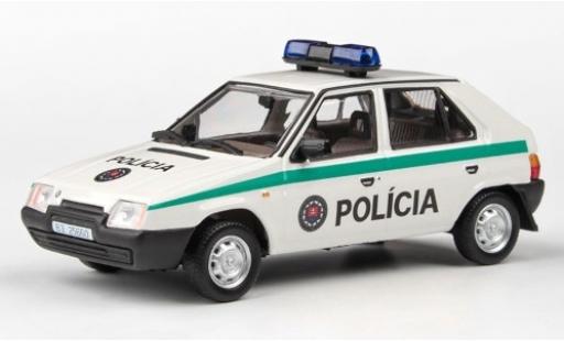 Diecast model cars Skoda Favorit Livree Officielle 136L Policia (SR) 1988 1/43 Abrex