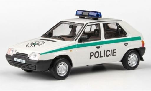 Diecast model cars Skoda Favorit Livree Officielle 136L Policie (CR) 1988 1/43 Abrex