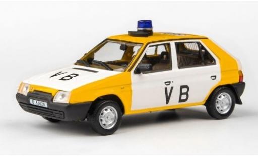Diecast model cars Skoda Favorit Livree Officielle 136L Verejna Bezpecnost (CZ) 1988 1/43 Abrex