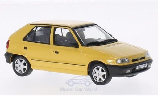 Diecast model cars Skoda Felicia 1.3 GLXi yellow 1994 1/43 Abrex