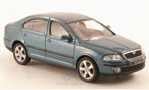 Diecast model cars Skoda Octavia Base metallic green 1/43 Abrex