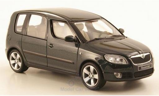 Diecast model cars Skoda Roomster Base metallic green 2006 1/43 Abrex