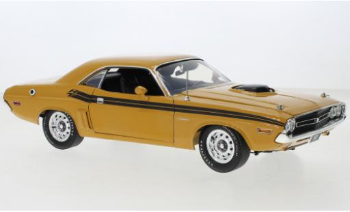 Diecast model cars Dodge Challenger R/T Hemi brown 1971 1/18 ACME