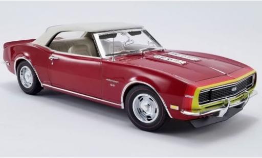 Diecast model cars Chevrolet Camaro SS Convertible Unicorn D88 Stripe Option metallic red/Dekor 1968 avec d&Atilde;&copy;tachable Softtop 1/18 ACME