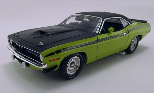 Diecast model cars Plymouth Barracuda AAR green/matt-black 1970 with Vinylroof 1/18 ACME