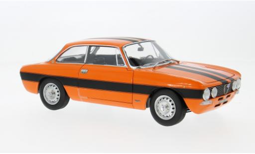 Diecast model cars Alfa Romeo 2000 gtv orange/black 1973 1/18 Norev