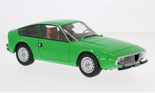 Diecast model cars Alfa Romeo Junior Z 1600 agato green 1969 1/18 Norev