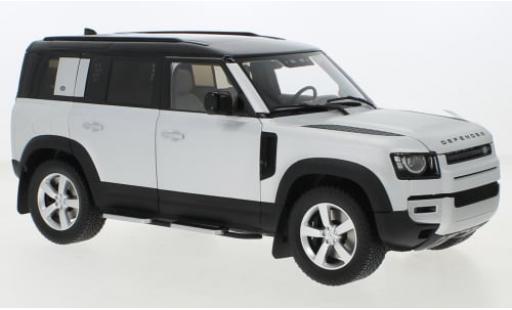 Diecast model cars Land Rover Defender 110 silver 2020 1/18 Almost Real